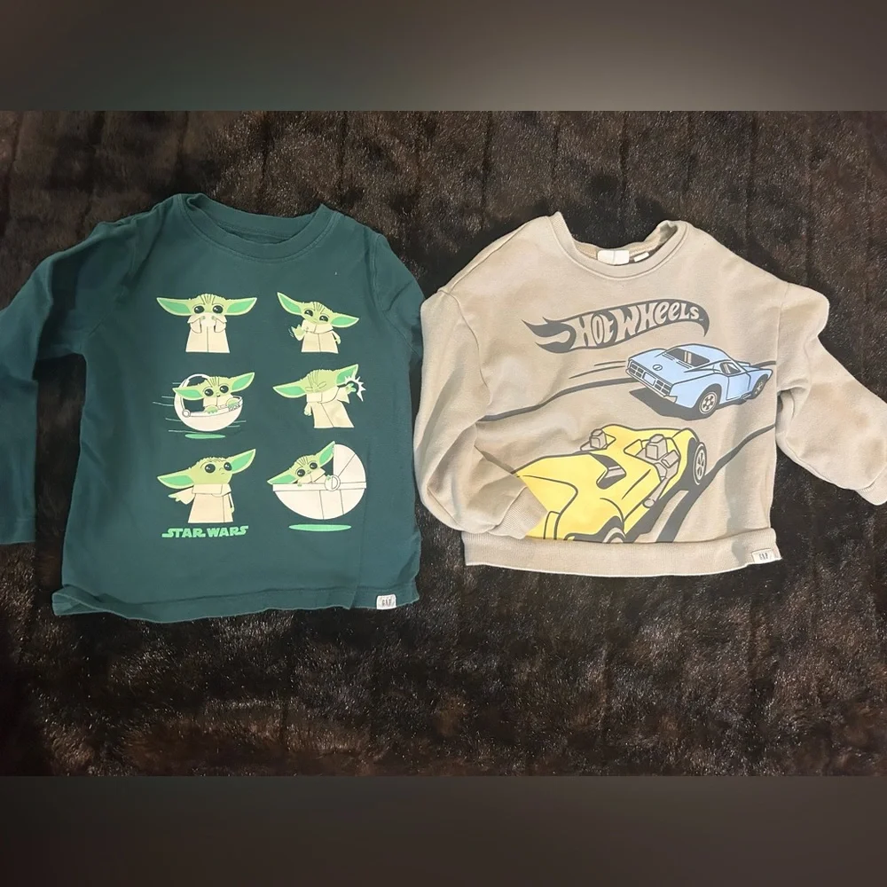 Boys Size 4 GAP Lot | Star Wars Grogu Long Sleeve + Hot Wheels Sweatshirt